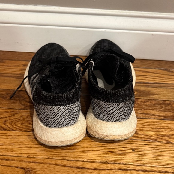 Adidas Black Knit Sneakers with White Sole - Picture 4 of 4